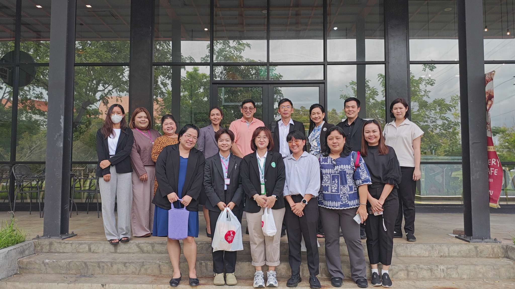 TU-IPI ต้อนรับคณะท่านผู้บริหารและเจ้าหน้าที่จากกองนวัตกรรมและวิจัย กรมควบคุมโรค ร่วมแลกเปลี่ยนแนวทางการดำเนินงานด้านทรัพย์สินทางปัญญาและการบ่มเพาะธุรกิจ